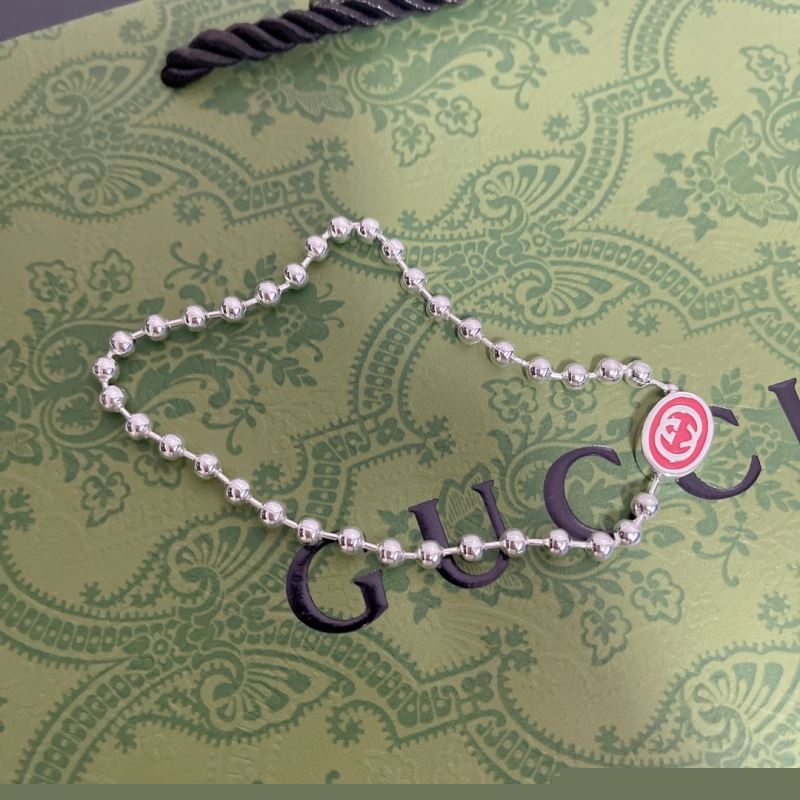 G*u*i bracelets